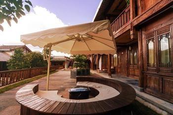 Lijiang Banshan Yunfu Boutique Hostel Buitenkant foto